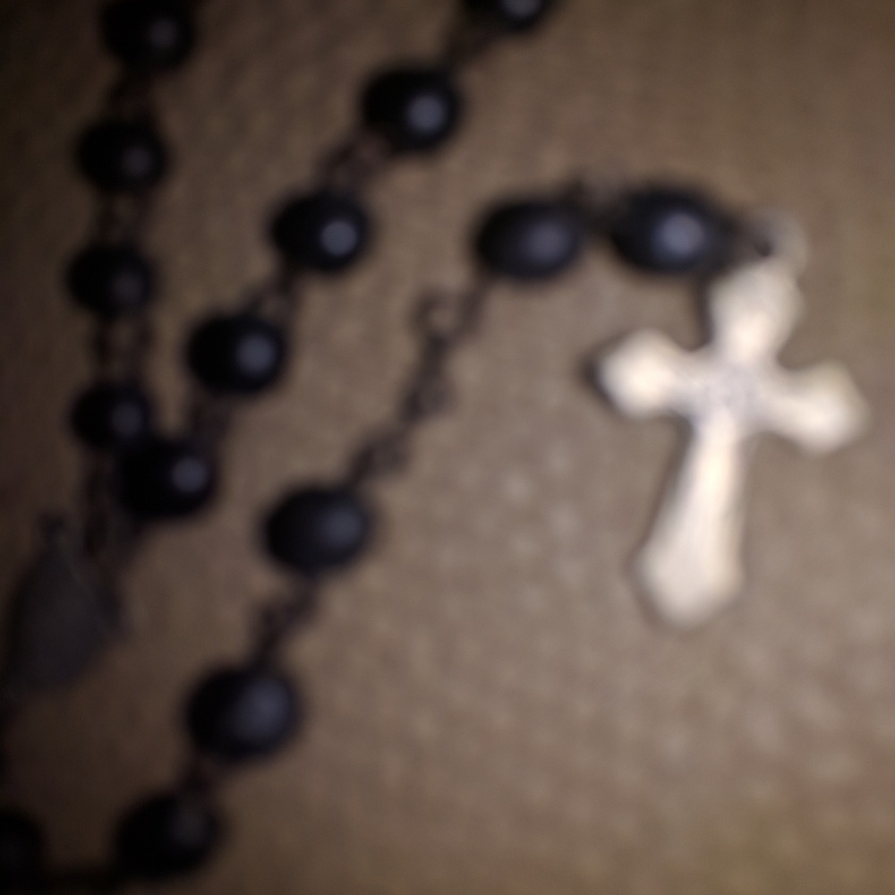 1949 ROSARY IN PERFECT CONDITION - Picture 2 of 3